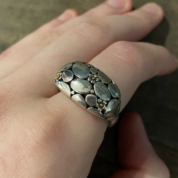 American Vintage Jewelry - Sterling Silver Ring Size 7